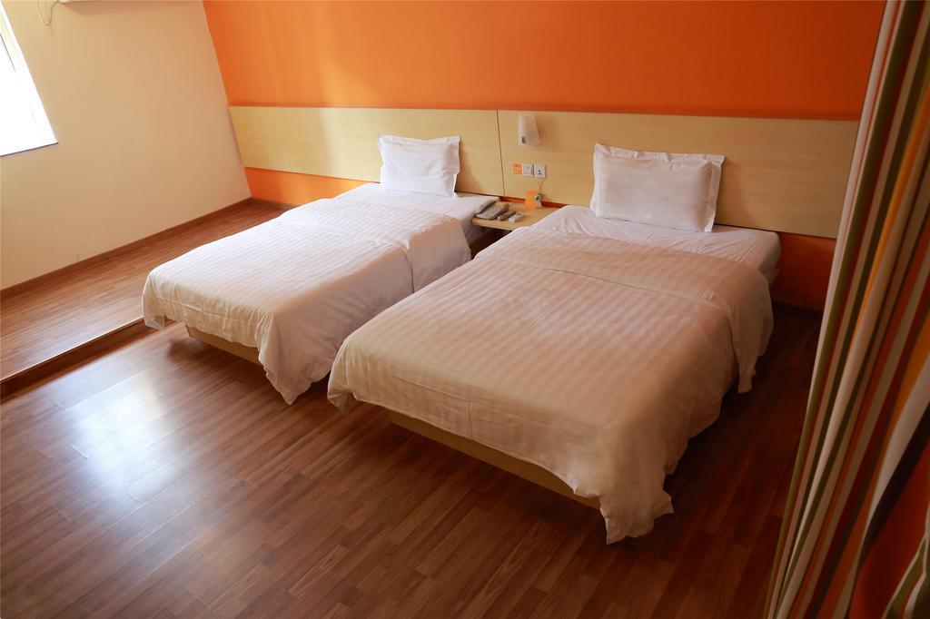 7Days Inn Guiyang Normal University Szoba fotó